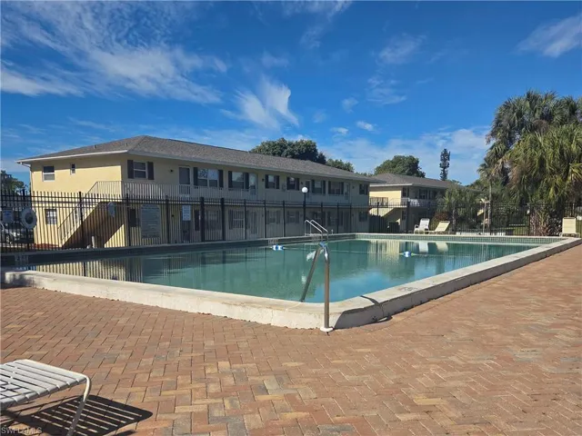 3325  Airport N RD, Naples, FL 34105