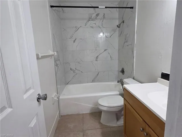 3325  Airport N RD, Naples, FL 34105