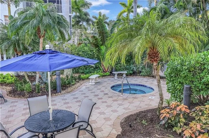 400 Flagship Dr 1206 Penthouse, Naples, Florida 34108