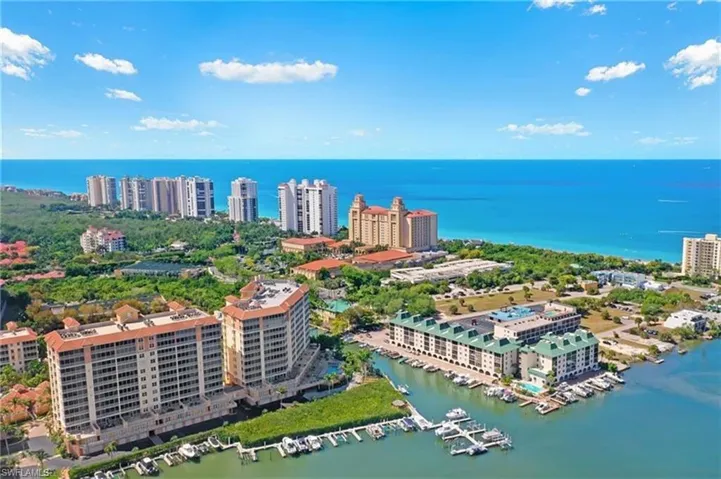 400 Flagship Dr 1206 Penthouse, Naples, Florida 34108