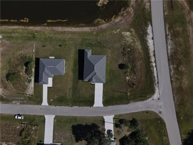 Birds eye view of property
