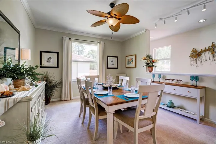 509 Robin Hood Cir 202, Naples, Florida 34104