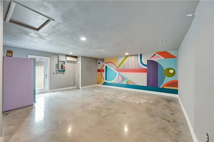 Enclosed Living Area