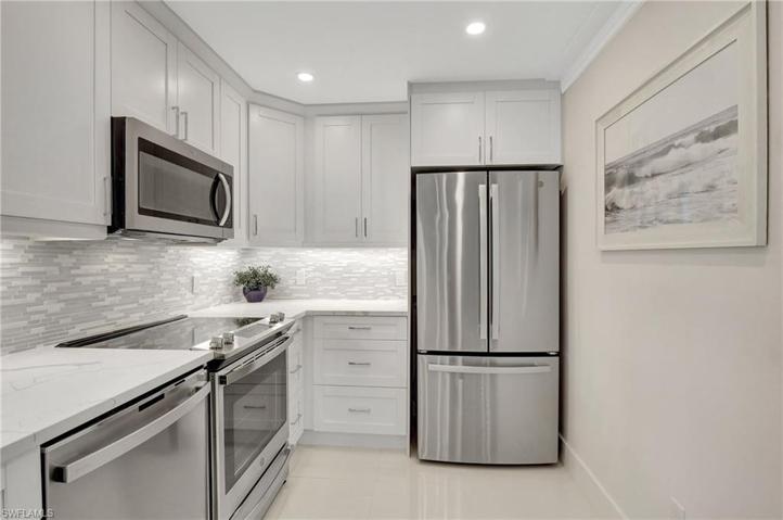 STAINLESS STEEL APPLIANCES