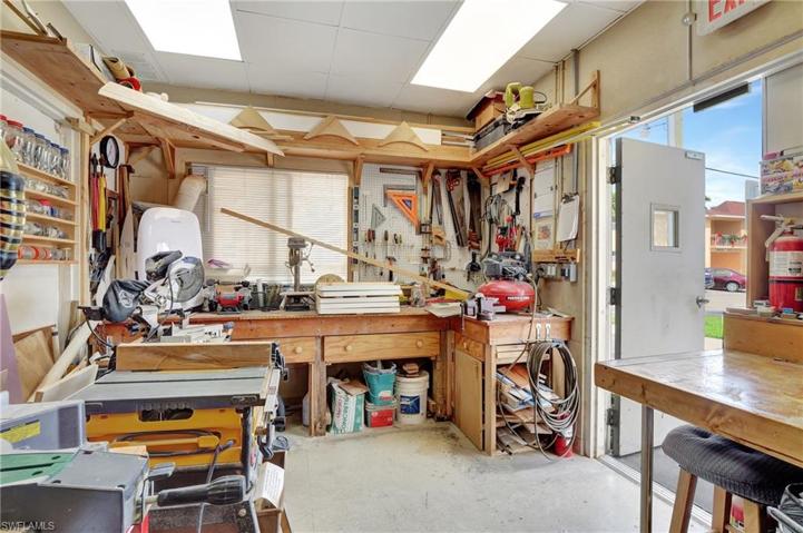 COMMUNITY WORKSHOP FOR THOSE DIY'S