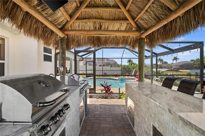 Grill under the Tiki