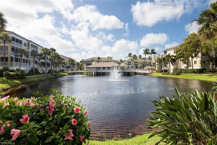 7638 Pebble Creek Cir 204, Naples, Florida 34108