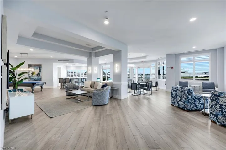 891 10th St S, Naples, Florida 34102