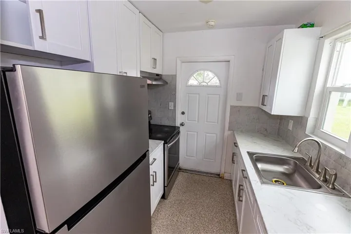 21043  Bersell  AVE, Port Charlotte, FL 33952
