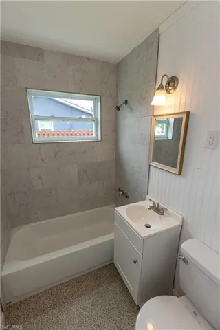 21043  Bersell  AVE, Port Charlotte, FL 33952