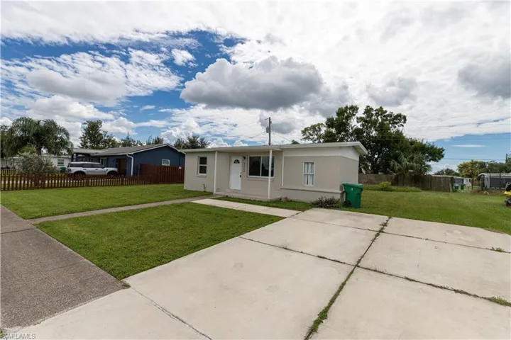 21043  Bersell  AVE, Port Charlotte, FL 33952