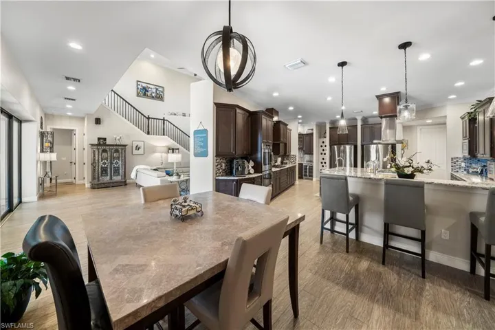 Breakfast area
