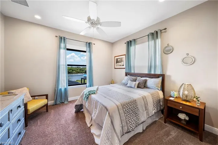 Second level ensuite - Bedroom 3 with full bathroom