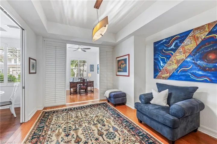 Den w/view to bonus room