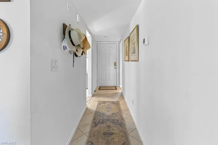 4540  Andover  WAY, Naples, FL 34112
