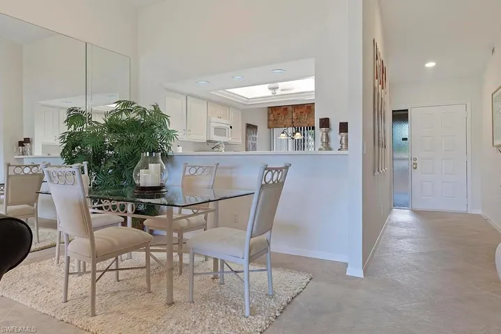 116 Foxtail Ct 1-116, Naples, Florida 34104