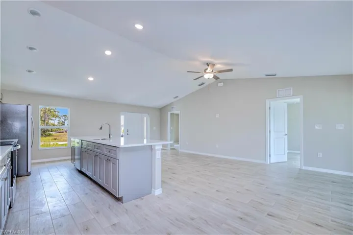 3424 Ne 15th Ave, Cape Coral Fl 33909