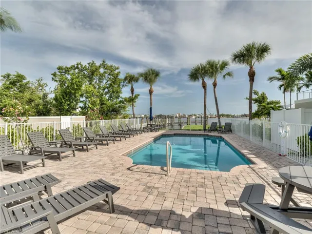 276 Delmar Ave, Fort Myers Beach, Florida 33931
