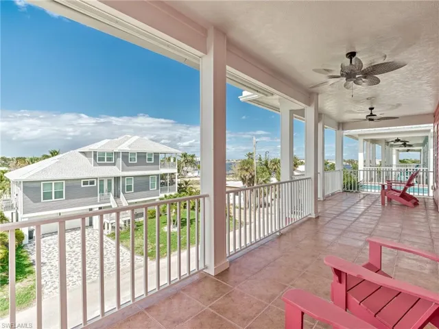 276 Delmar Ave, Fort Myers Beach, Florida 33931