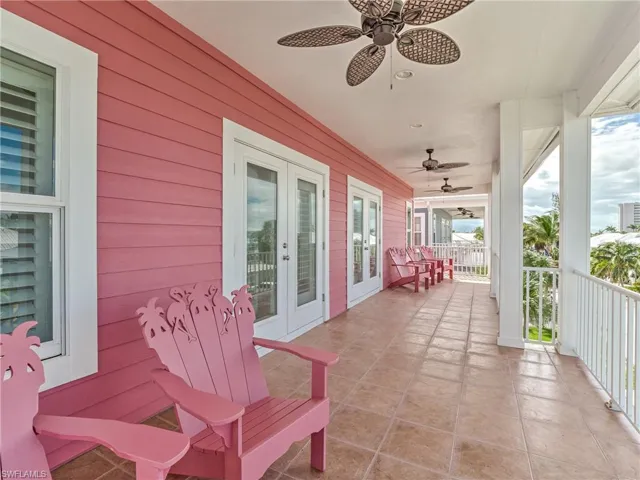 276 Delmar Ave, Fort Myers Beach, Florida 33931