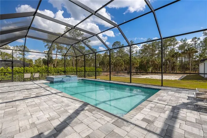 Below ground, HEATED, Pool and Spa!