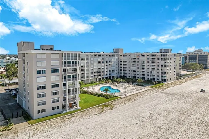 3443 Gulf Shore Blvd N 803, Naples, Florida 34103