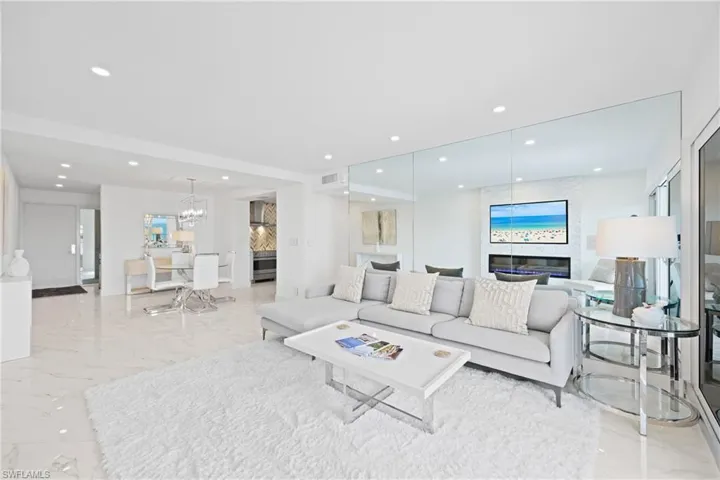 3443 Gulf Shore Blvd N 803, Naples, Florida 34103