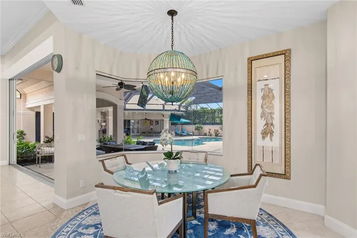 4661  Idylwood  LN, Naples, FL 34119
