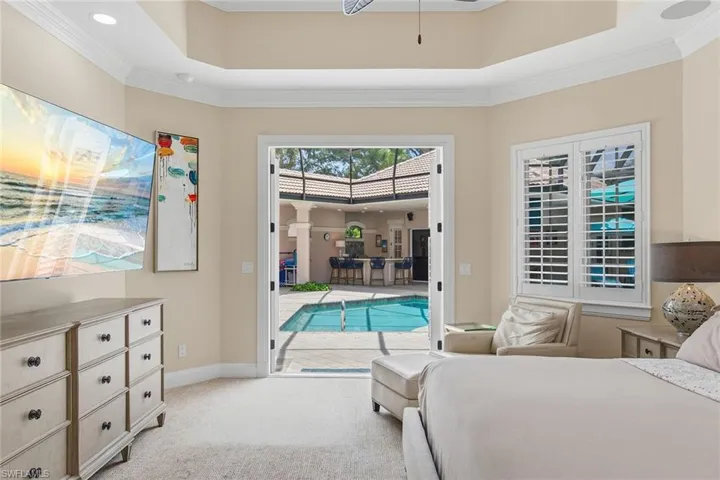 4661  Idylwood  LN, Naples, FL 34119