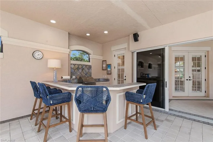 4661 Idylwood Ln, Naples, Florida 34119
