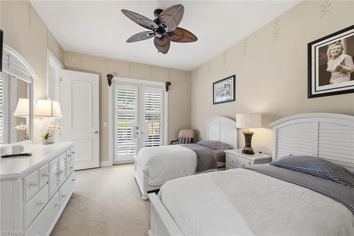 4661 Idylwood Ln, Naples, Florida 34119