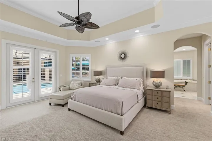4661  Idylwood  LN, Naples, FL 34119