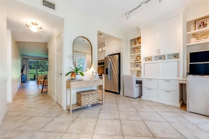 871  Tanbark  DR, Naples, FL 34108