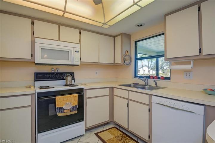 3623 SW 1st PL, CAPE CORAL FL 33914