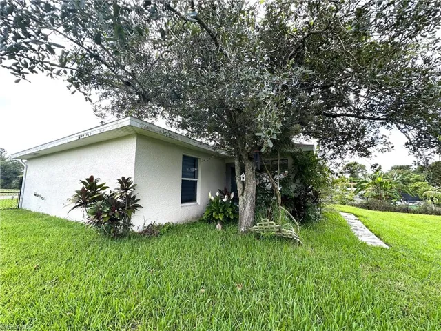 688  Homestead S RD, Lehigh Acres, FL 33974
