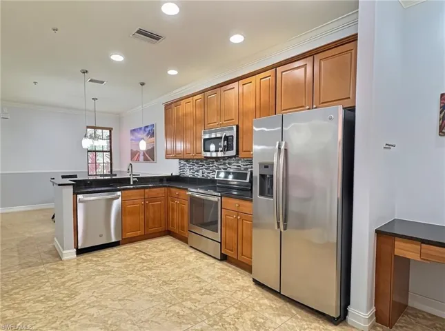 8340 Delicia St 1104, Fort Myers, Florida 33912