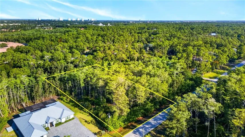25504 Busy Bee Dr, Bonita Springs, Florida 34135