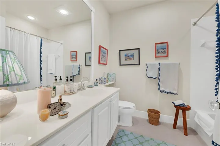 5505 Cove Cir, Naples, Florida 34119
