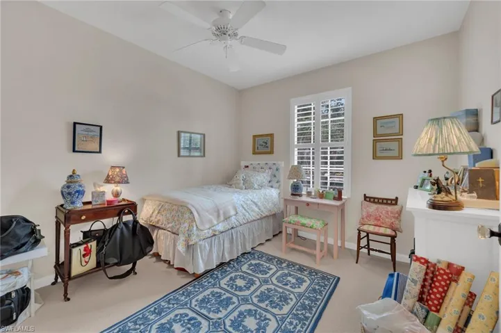 5505 Cove Cir, Naples, Florida 34119