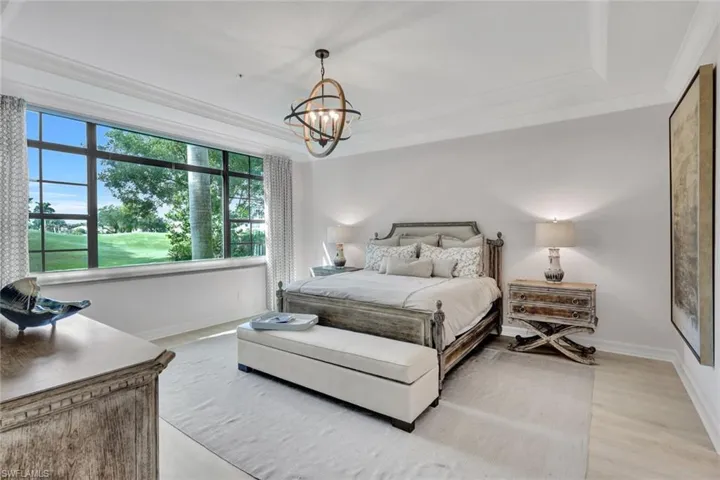 2534 Windward Ct 15-101, Naples, Florida 34112