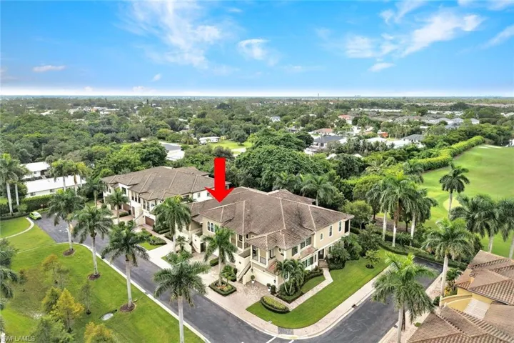 2534 Windward Ct 15-101, Naples, Florida 34112