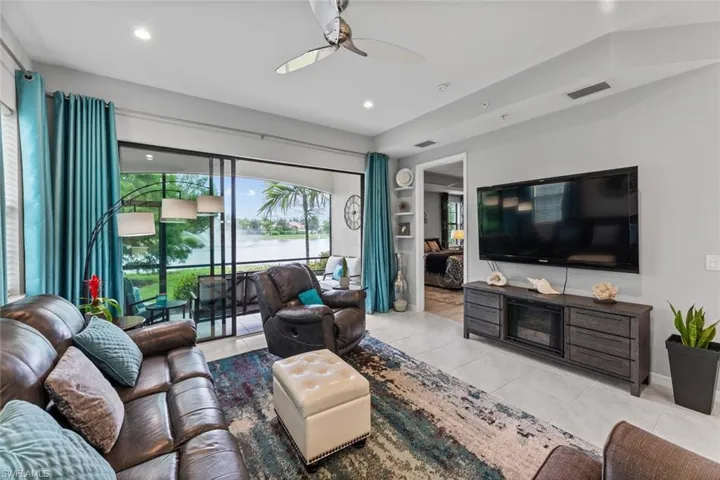 26127  Palace  LN, Bonita Springs, FL 34135