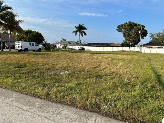 1627 SE 21st  ST, CAPE CORAL, FL 33990