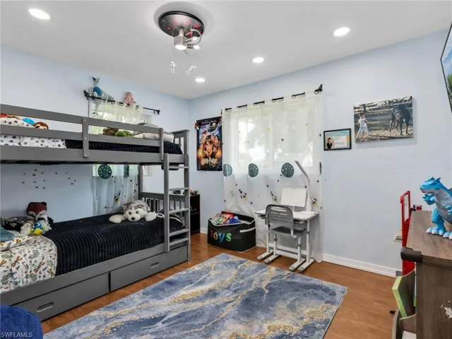 5512 25th Pl Sw, Naples, Florida 34116