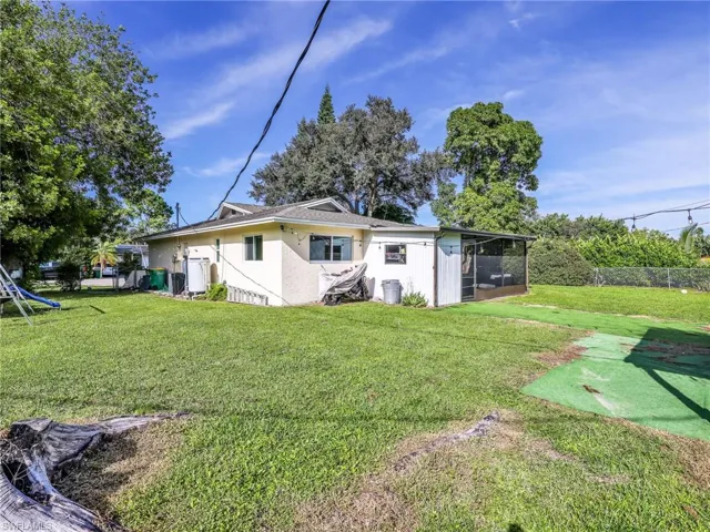 5512 25th Pl Sw, Naples, Florida 34116