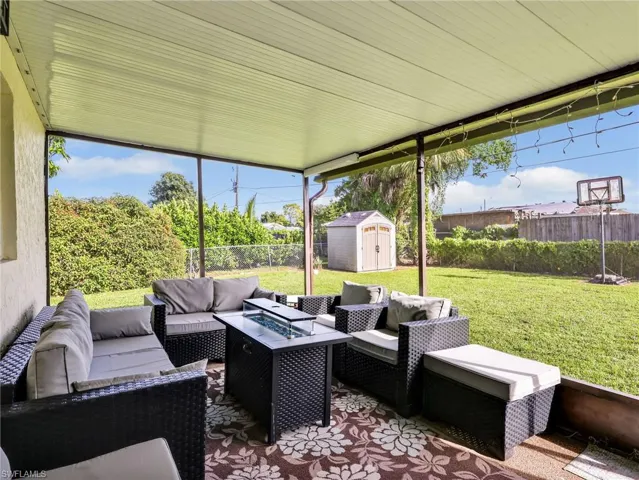5512 25th Pl Sw, Naples, Florida 34116