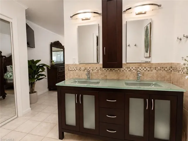 1709 Se 44th St, Cape Coral, Florida 33904