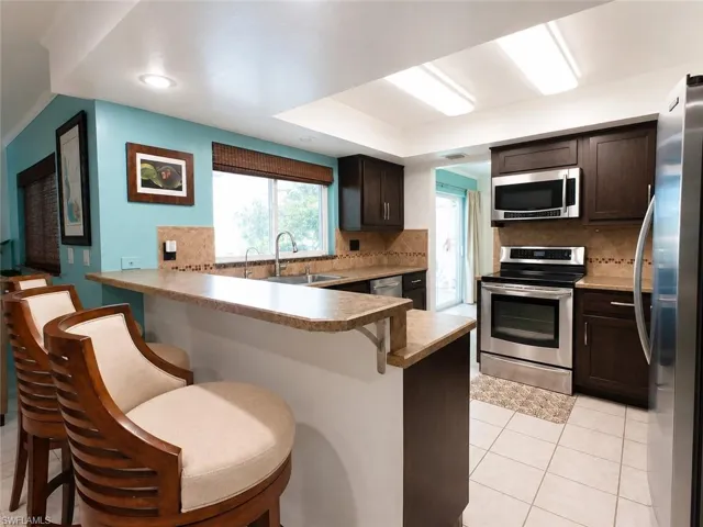 1709 Se 44th St, Cape Coral, Florida 33904