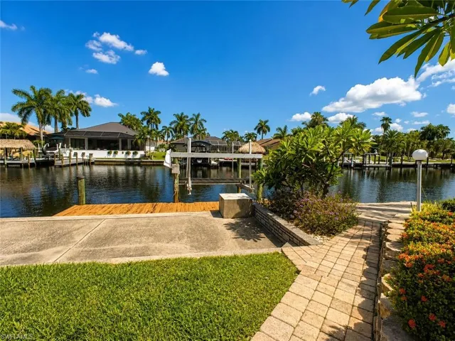 1709 Se 44th St, Cape Coral, Florida 33904