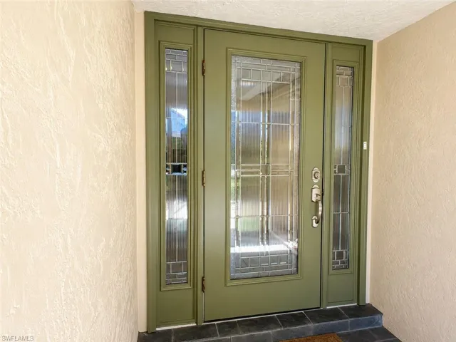 1709 Se 44th St, Cape Coral, Florida 33904